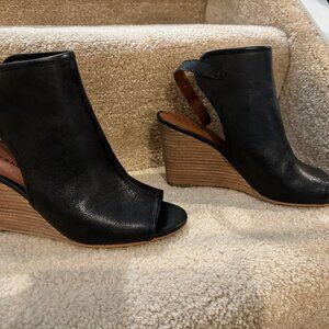 Lucky Brand Women’s 8.5 Risza Wedge Sandals Ankle Peep Toe Slingback